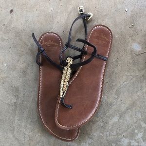 American Eagle Sandals